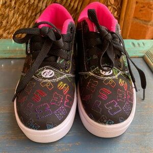 Heelys Girls Black Sneakers with Colorful Patterns Size YTH 3 Like New